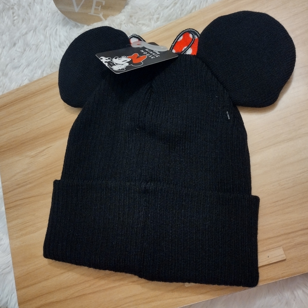 Disney Minnie Mouse Black and Red ♥️ ✨ Acrylic Knit Women's Beanie 🆕 - Picture 2 of 4